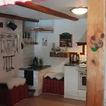 Eskapada Homestay *