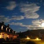 Eskapada Homestay *
