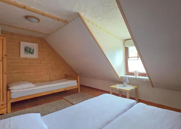 Δωμάτια σε οικογενειακή κατοικία Eskapada